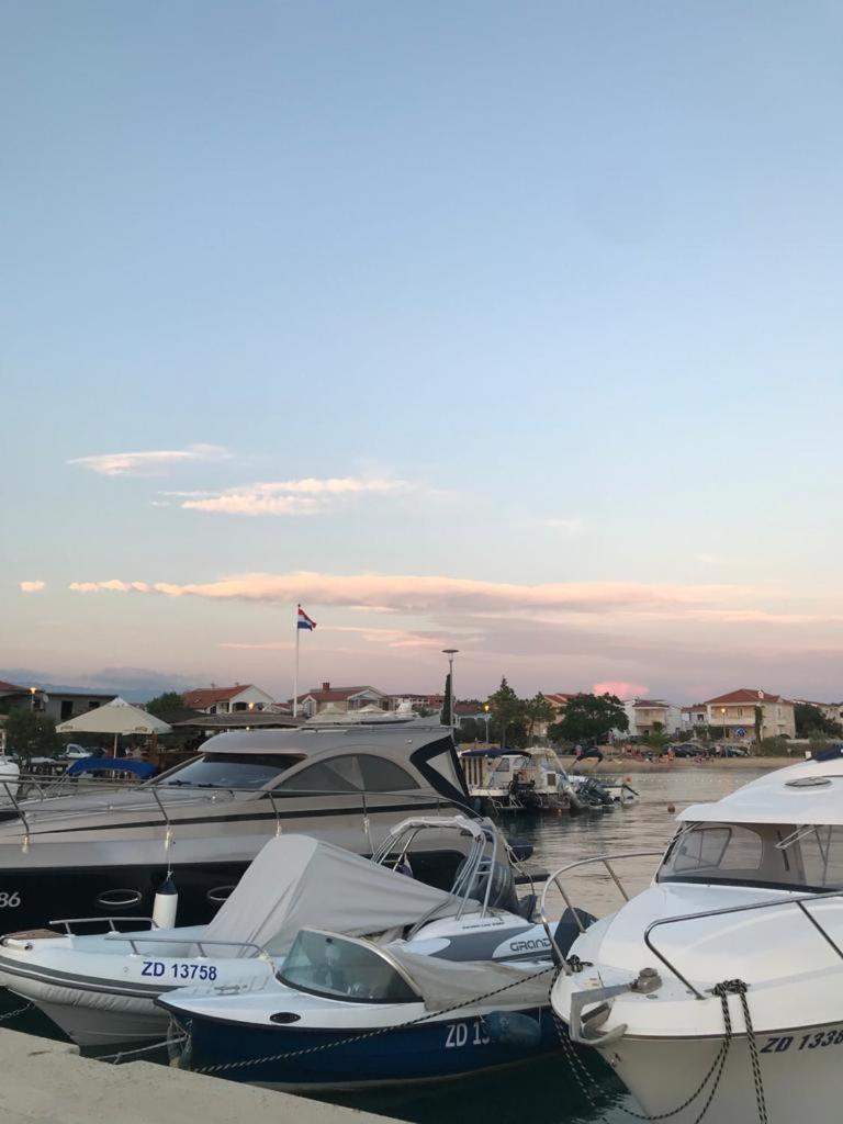 Apartments Anton i Martina Vrsi Rum bild