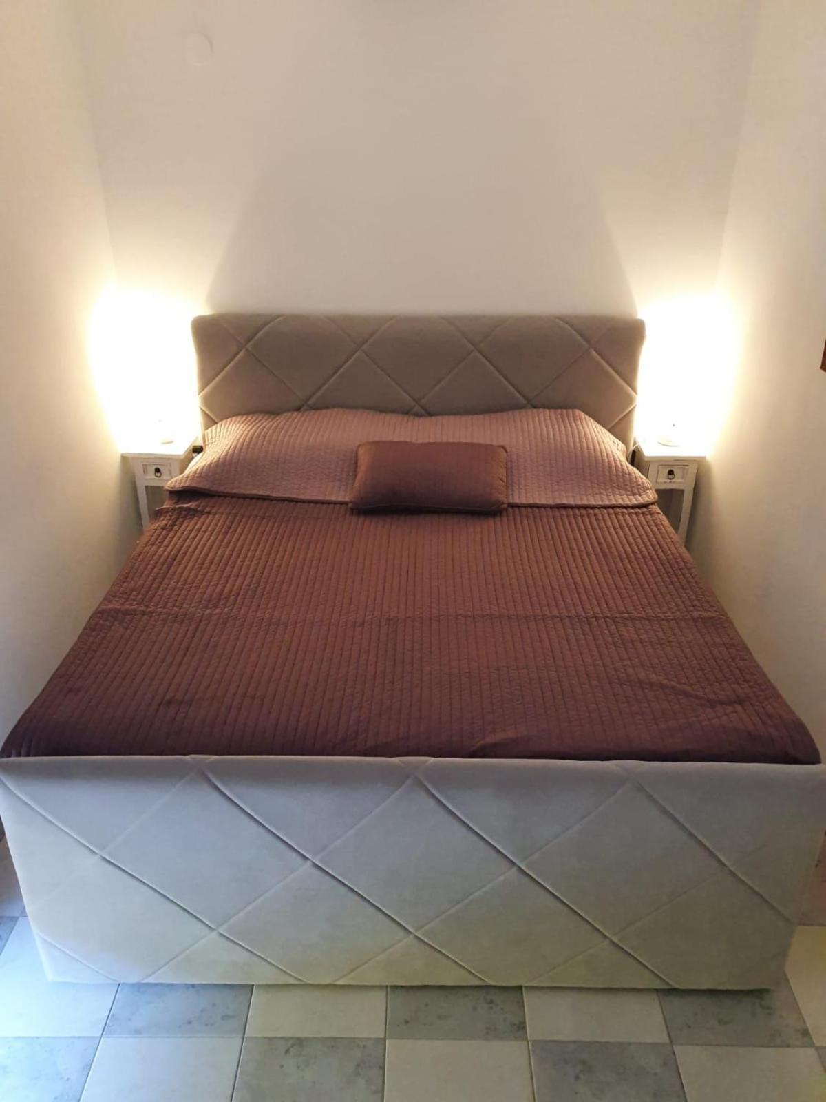 Apartments Anton i Martina Vrsi Rum bild
